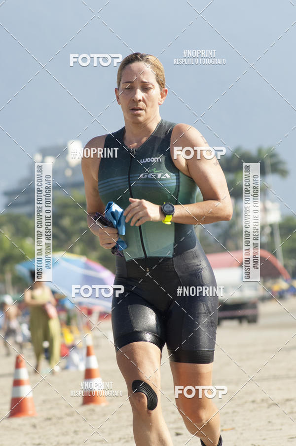 Buy your photos of the eventBLUE SERIES TRIATHLON BERTIOGA 2019 on Fotop