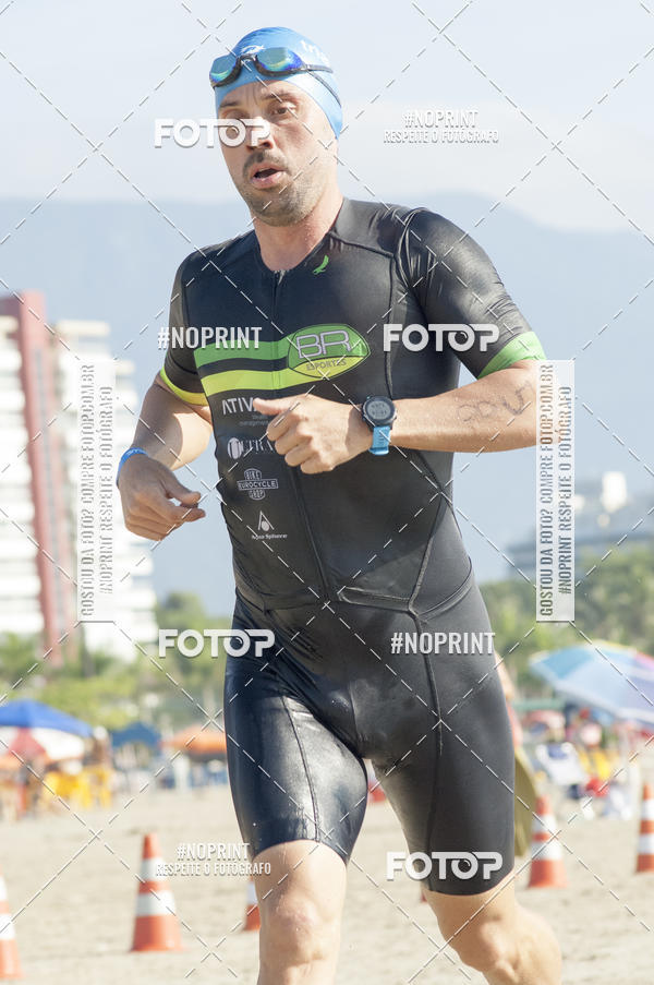 Buy your photos of the eventBLUE SERIES TRIATHLON BERTIOGA 2019 on Fotop