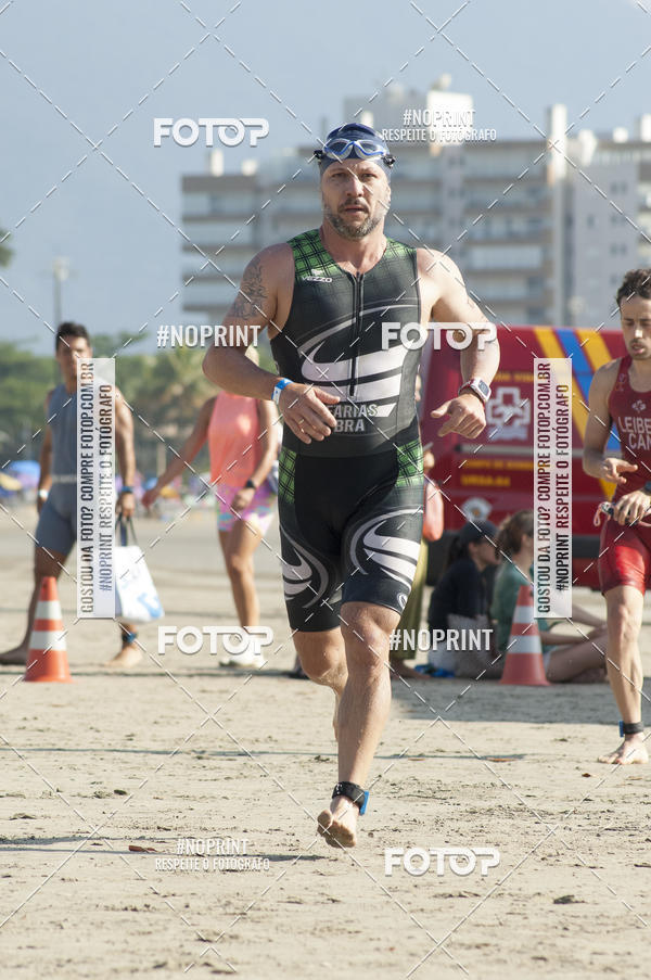 Buy your photos of the eventBLUE SERIES TRIATHLON BERTIOGA 2019 on Fotop