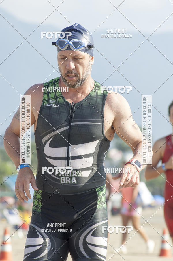 Buy your photos of the eventBLUE SERIES TRIATHLON BERTIOGA 2019 on Fotop
