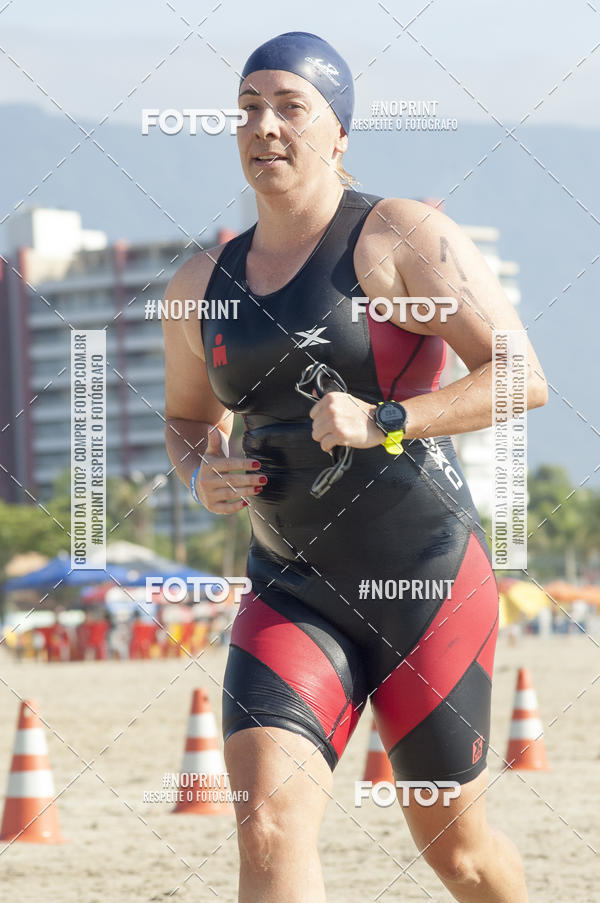 Buy your photos of the eventBLUE SERIES TRIATHLON BERTIOGA 2019 on Fotop