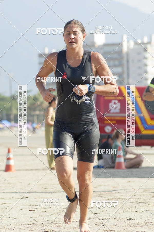 Buy your photos of the eventBLUE SERIES TRIATHLON BERTIOGA 2019 on Fotop
