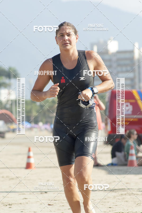 Buy your photos of the eventBLUE SERIES TRIATHLON BERTIOGA 2019 on Fotop