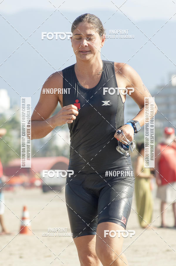 Buy your photos of the eventBLUE SERIES TRIATHLON BERTIOGA 2019 on Fotop