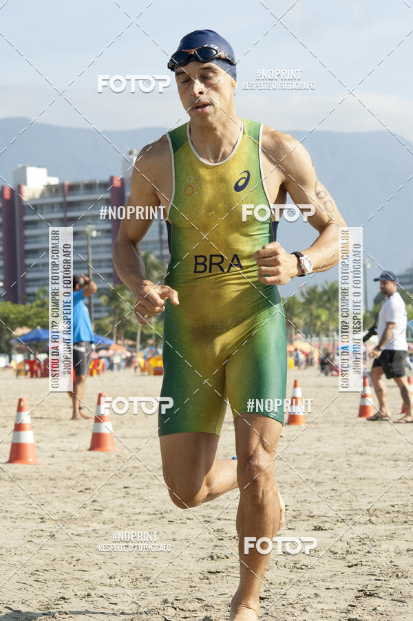 Buy your photos of the eventBLUE SERIES TRIATHLON BERTIOGA 2019 on Fotop