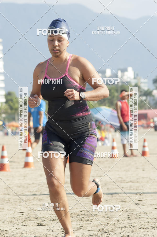 Buy your photos of the eventBLUE SERIES TRIATHLON BERTIOGA 2019 on Fotop