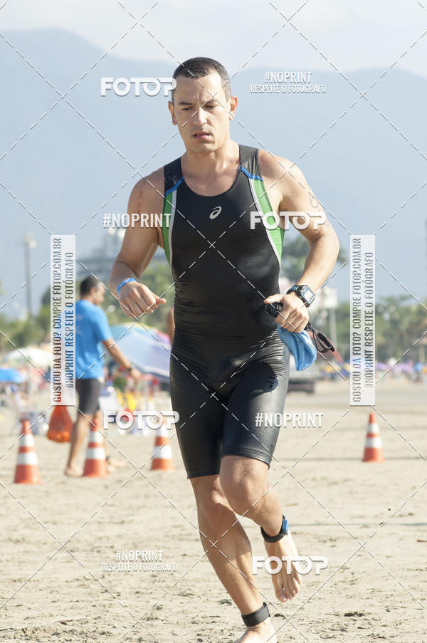 Buy your photos of the eventBLUE SERIES TRIATHLON BERTIOGA 2019 on Fotop