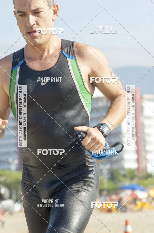 Buy your photos of the eventBLUE SERIES TRIATHLON BERTIOGA 2019 on Fotop