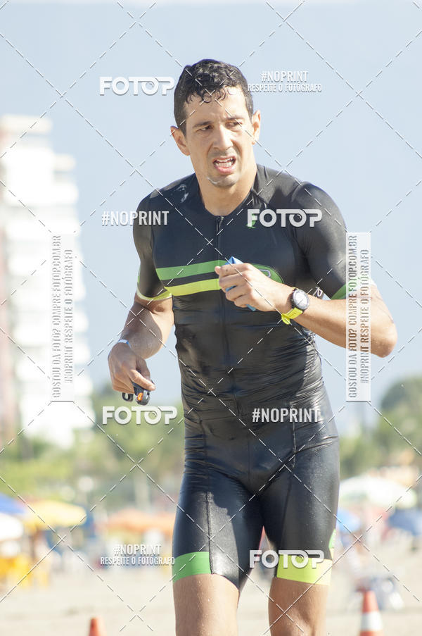 Buy your photos of the eventBLUE SERIES TRIATHLON BERTIOGA 2019 on Fotop