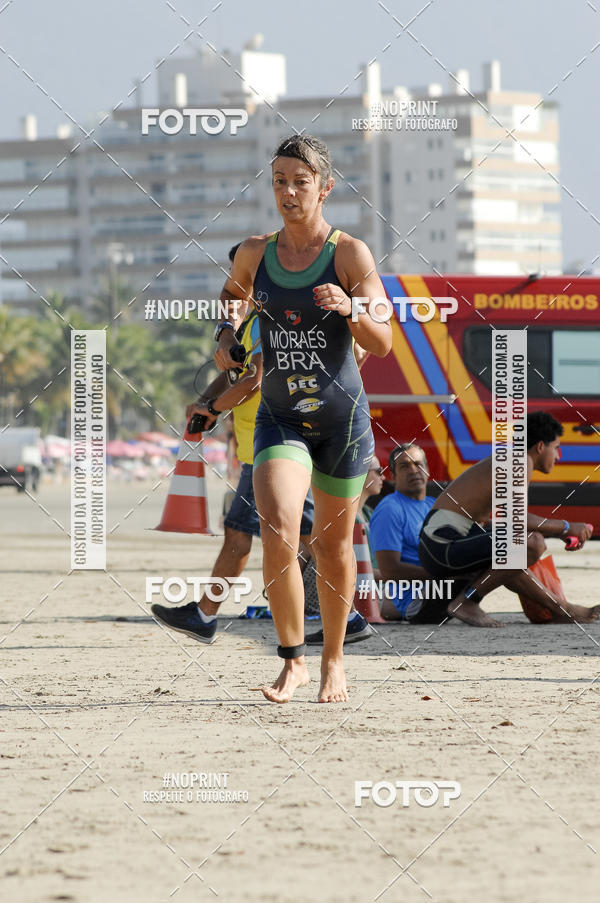 Buy your photos of the eventBLUE SERIES TRIATHLON BERTIOGA 2019 on Fotop