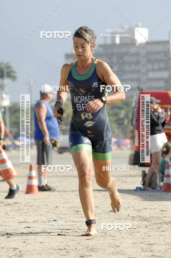 Buy your photos of the eventBLUE SERIES TRIATHLON BERTIOGA 2019 on Fotop