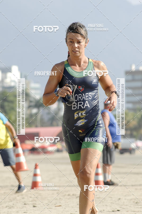 Buy your photos of the eventBLUE SERIES TRIATHLON BERTIOGA 2019 on Fotop