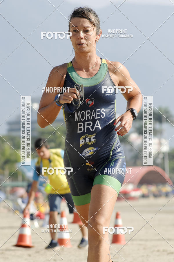 Buy your photos of the eventBLUE SERIES TRIATHLON BERTIOGA 2019 on Fotop