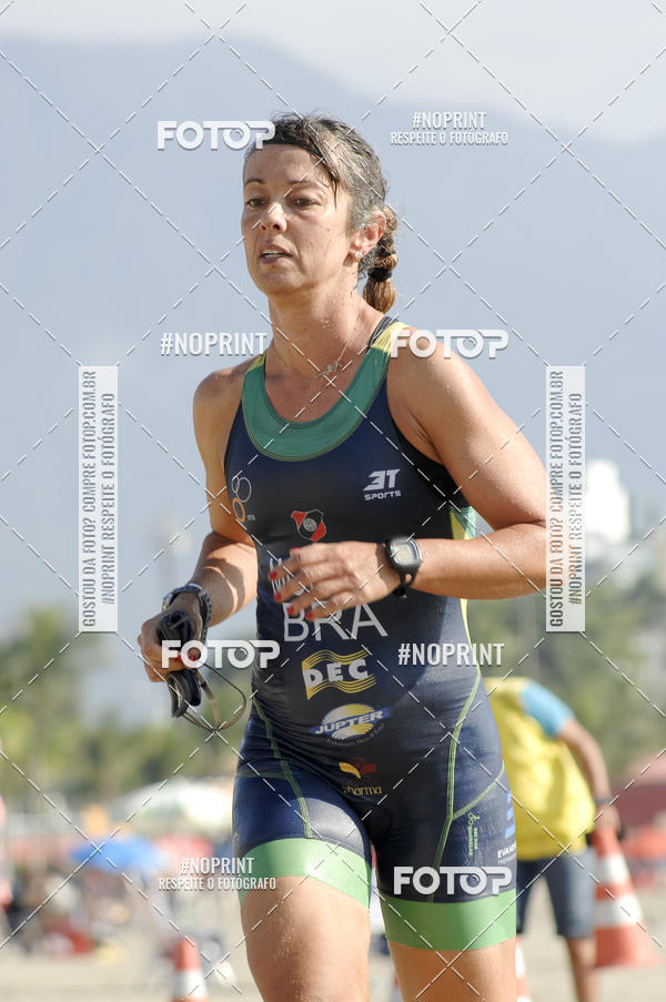 Buy your photos of the eventBLUE SERIES TRIATHLON BERTIOGA 2019 on Fotop