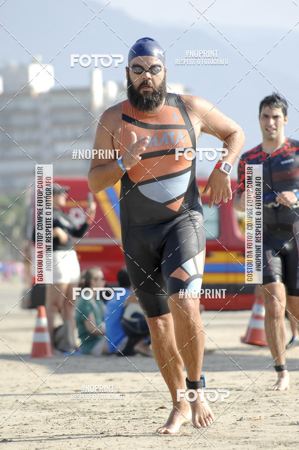 Buy your photos of the eventBLUE SERIES TRIATHLON BERTIOGA 2019 on Fotop
