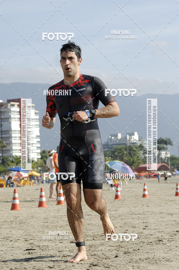 Buy your photos of the eventBLUE SERIES TRIATHLON BERTIOGA 2019 on Fotop