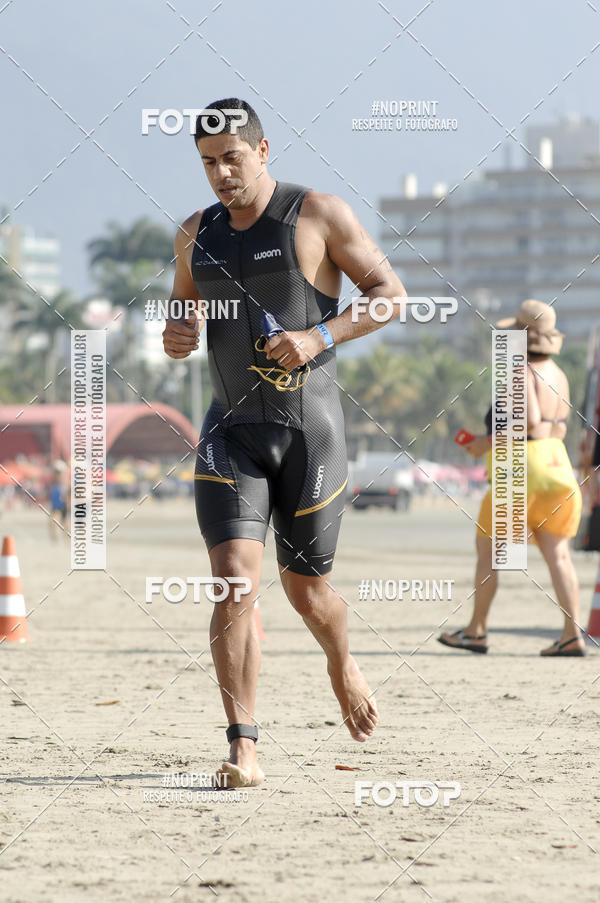 Buy your photos of the eventBLUE SERIES TRIATHLON BERTIOGA 2019 on Fotop