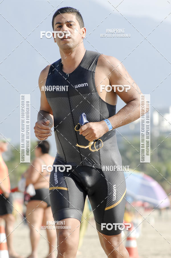 Buy your photos of the eventBLUE SERIES TRIATHLON BERTIOGA 2019 on Fotop