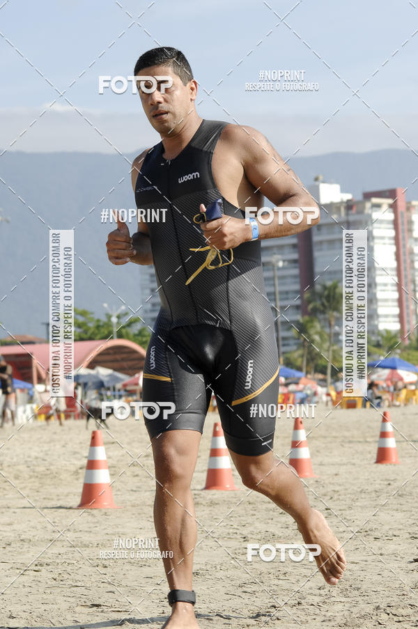 Buy your photos of the eventBLUE SERIES TRIATHLON BERTIOGA 2019 on Fotop