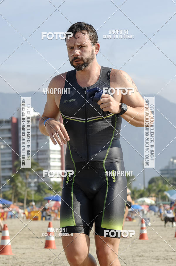 Buy your photos of the eventBLUE SERIES TRIATHLON BERTIOGA 2019 on Fotop