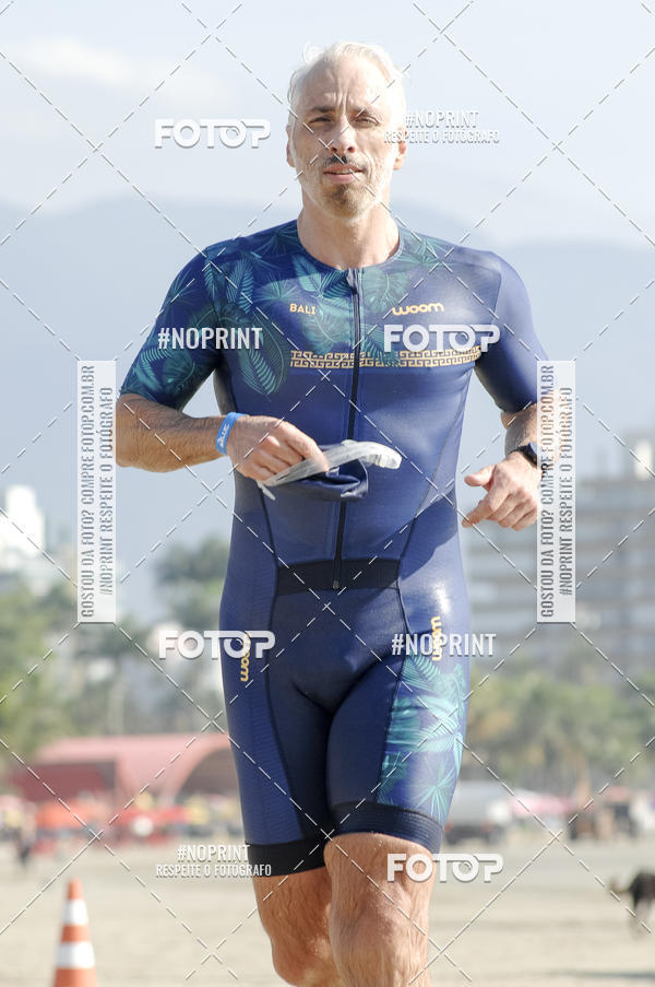 Buy your photos of the eventBLUE SERIES TRIATHLON BERTIOGA 2019 on Fotop
