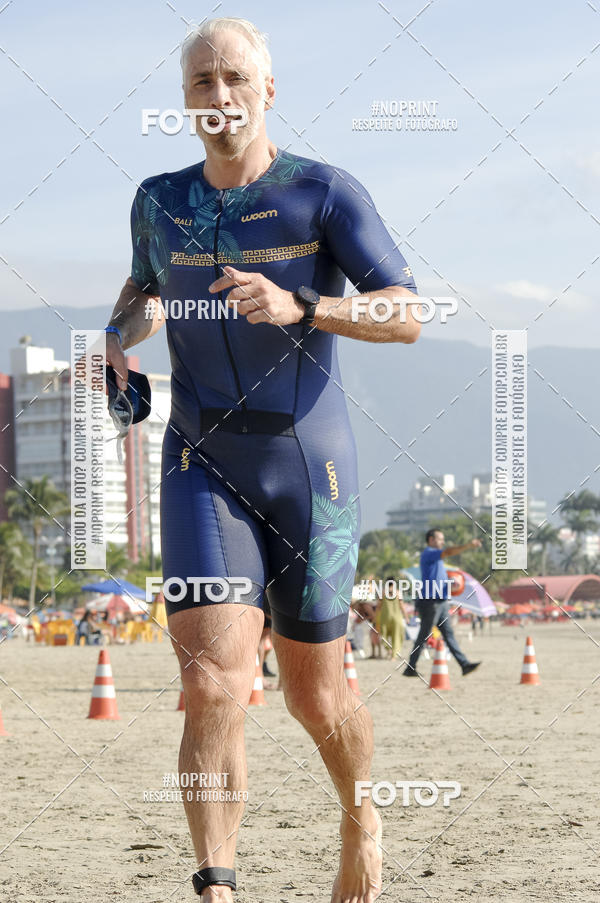 Buy your photos of the eventBLUE SERIES TRIATHLON BERTIOGA 2019 on Fotop