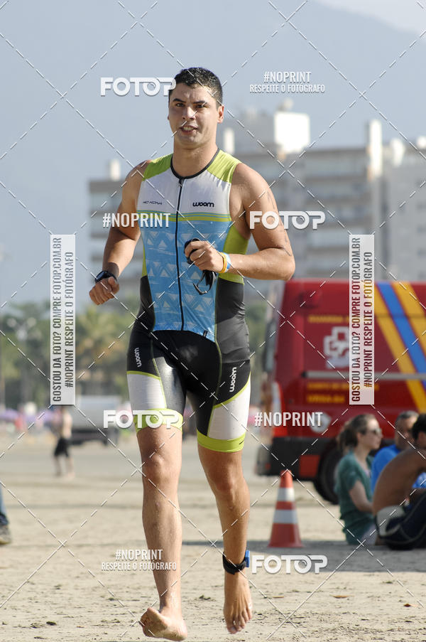 Buy your photos of the eventBLUE SERIES TRIATHLON BERTIOGA 2019 on Fotop