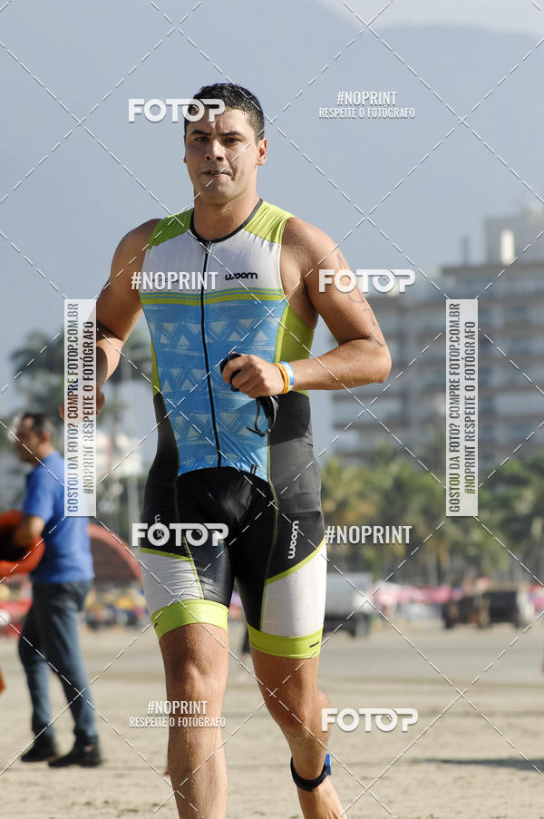 Buy your photos of the eventBLUE SERIES TRIATHLON BERTIOGA 2019 on Fotop