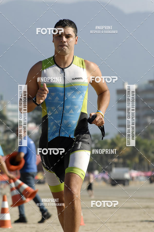 Buy your photos of the eventBLUE SERIES TRIATHLON BERTIOGA 2019 on Fotop
