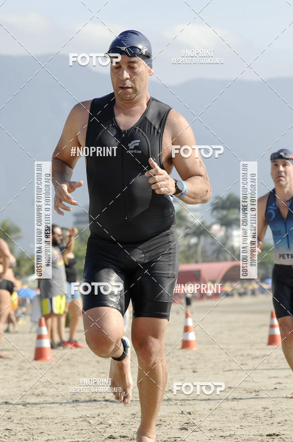 Buy your photos of the eventBLUE SERIES TRIATHLON BERTIOGA 2019 on Fotop
