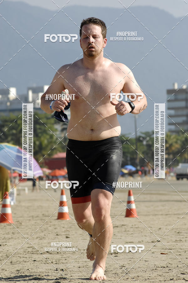 Buy your photos of the eventBLUE SERIES TRIATHLON BERTIOGA 2019 on Fotop