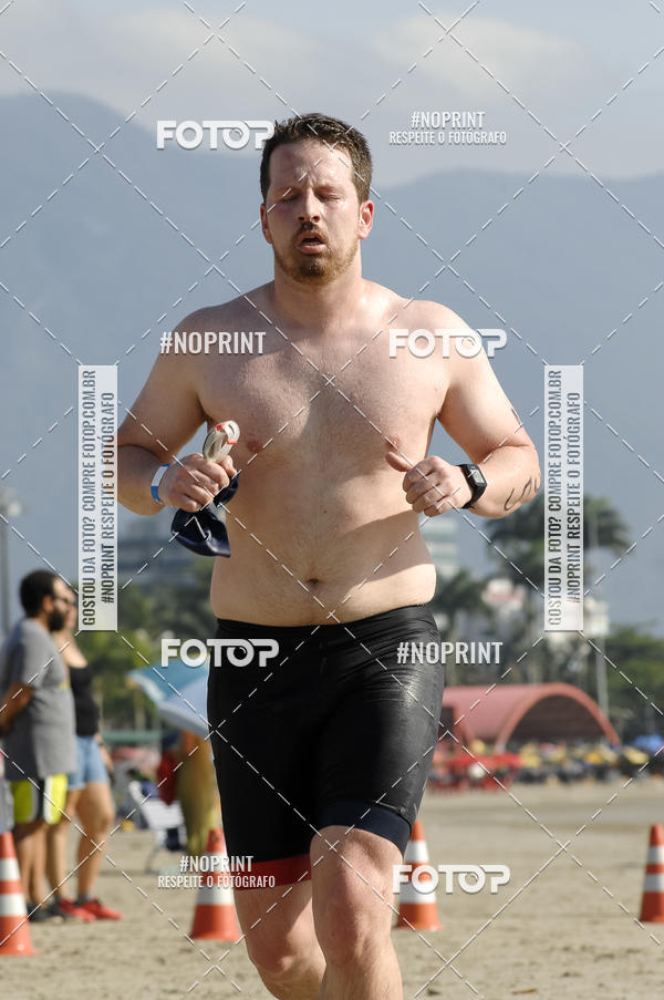 Buy your photos of the eventBLUE SERIES TRIATHLON BERTIOGA 2019 on Fotop