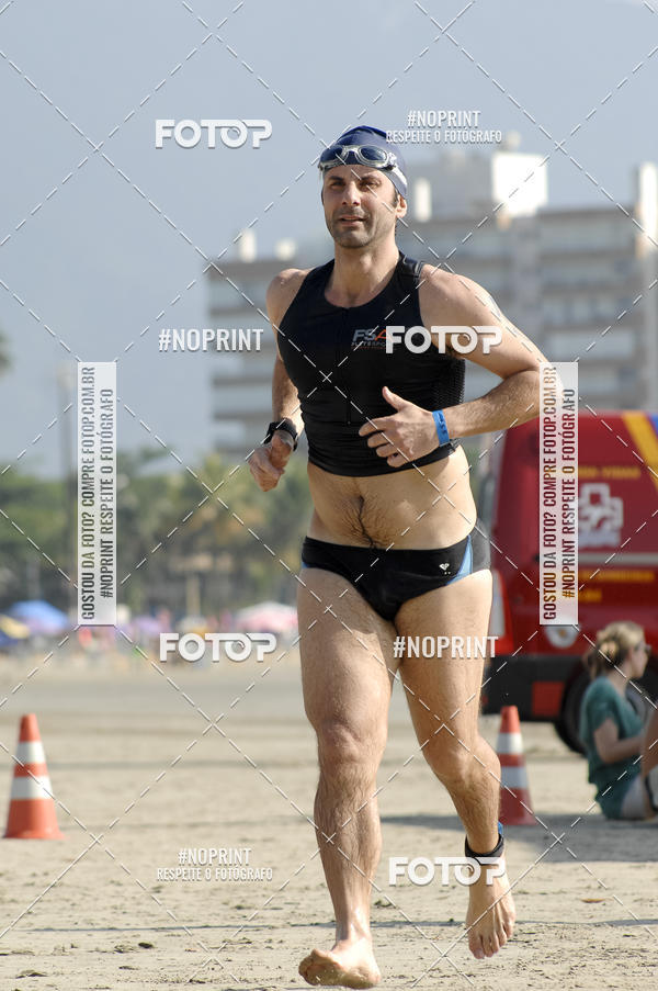 Buy your photos of the eventBLUE SERIES TRIATHLON BERTIOGA 2019 on Fotop