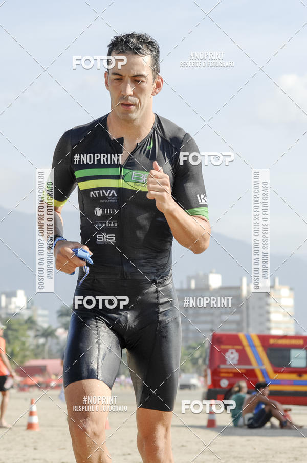 Buy your photos of the eventBLUE SERIES TRIATHLON BERTIOGA 2019 on Fotop