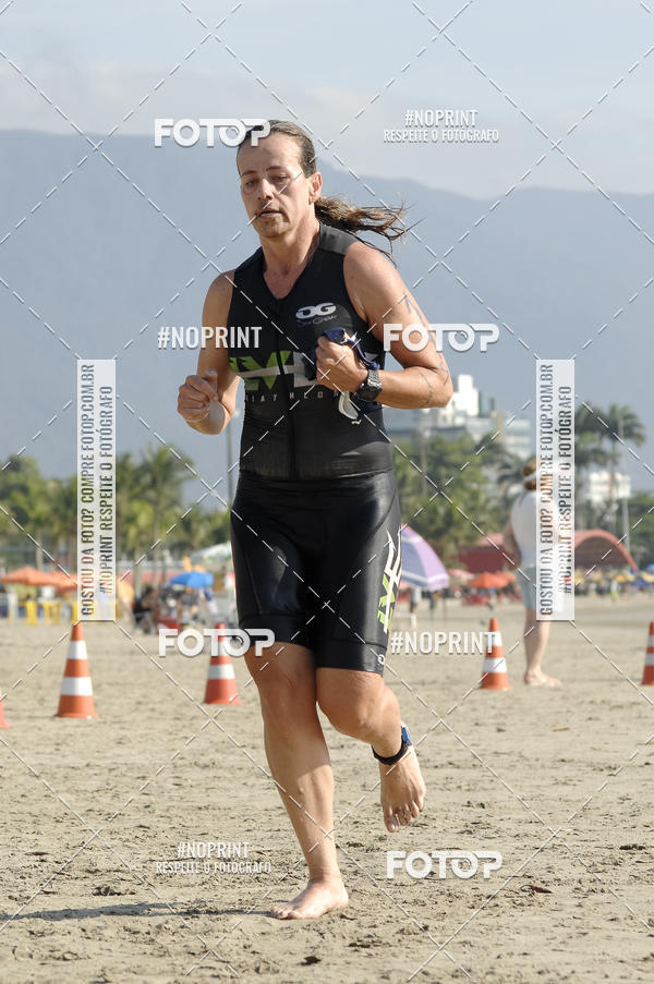 Buy your photos of the eventBLUE SERIES TRIATHLON BERTIOGA 2019 on Fotop