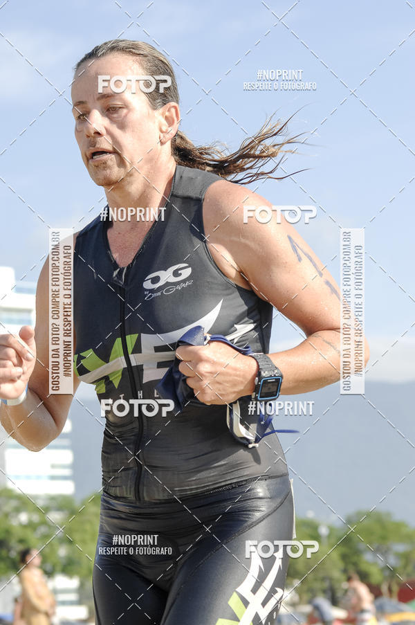 Buy your photos of the eventBLUE SERIES TRIATHLON BERTIOGA 2019 on Fotop