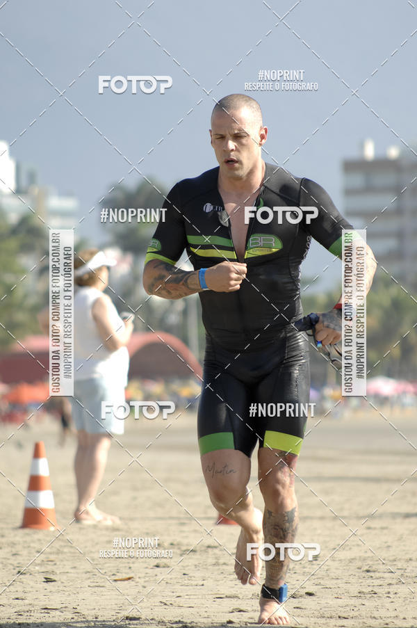 Buy your photos of the eventBLUE SERIES TRIATHLON BERTIOGA 2019 on Fotop