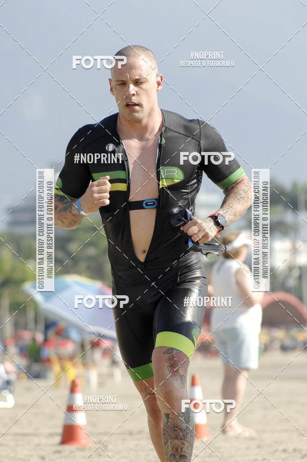 Buy your photos of the eventBLUE SERIES TRIATHLON BERTIOGA 2019 on Fotop