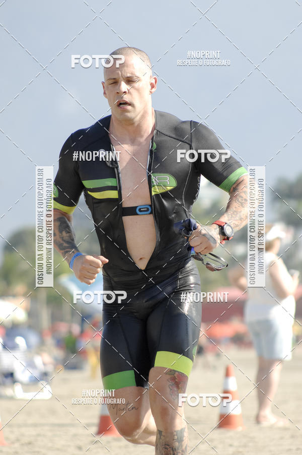 Buy your photos of the eventBLUE SERIES TRIATHLON BERTIOGA 2019 on Fotop