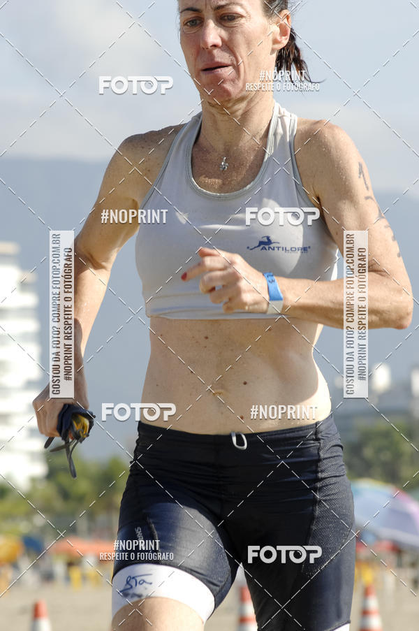 Buy your photos of the eventBLUE SERIES TRIATHLON BERTIOGA 2019 on Fotop
