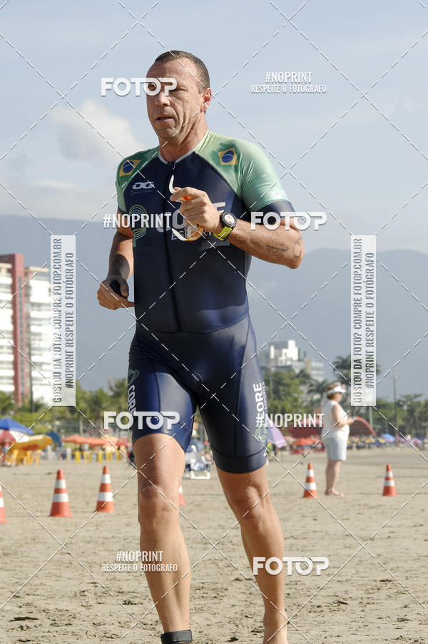 Buy your photos of the eventBLUE SERIES TRIATHLON BERTIOGA 2019 on Fotop