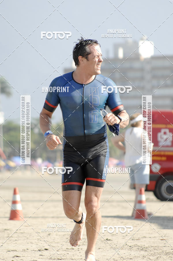 Buy your photos of the eventBLUE SERIES TRIATHLON BERTIOGA 2019 on Fotop