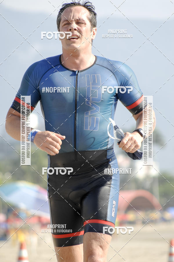 Buy your photos of the eventBLUE SERIES TRIATHLON BERTIOGA 2019 on Fotop