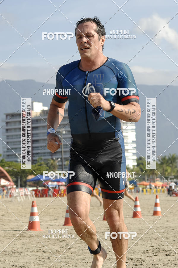 Buy your photos of the eventBLUE SERIES TRIATHLON BERTIOGA 2019 on Fotop