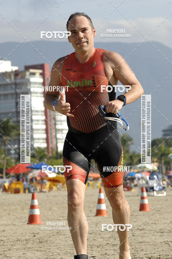 Buy your photos of the eventBLUE SERIES TRIATHLON BERTIOGA 2019 on Fotop