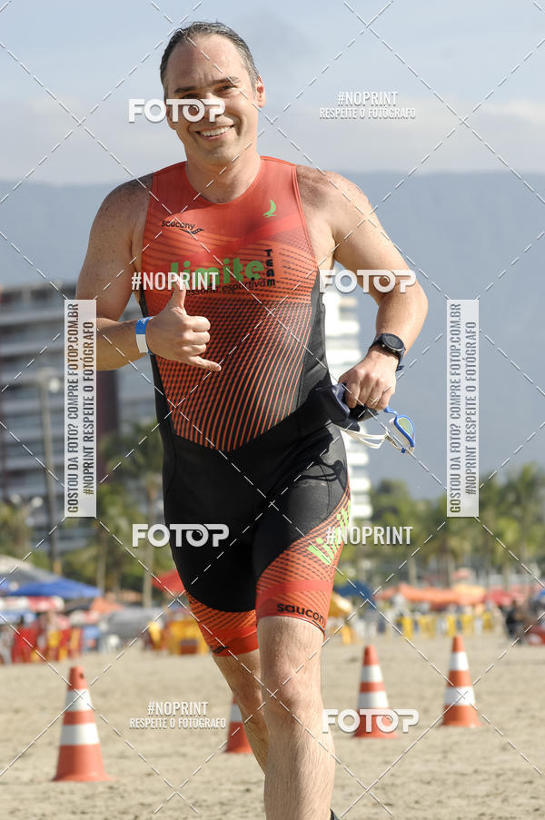 Buy your photos of the eventBLUE SERIES TRIATHLON BERTIOGA 2019 on Fotop