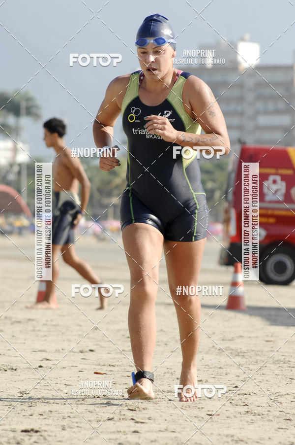 Buy your photos of the eventBLUE SERIES TRIATHLON BERTIOGA 2019 on Fotop