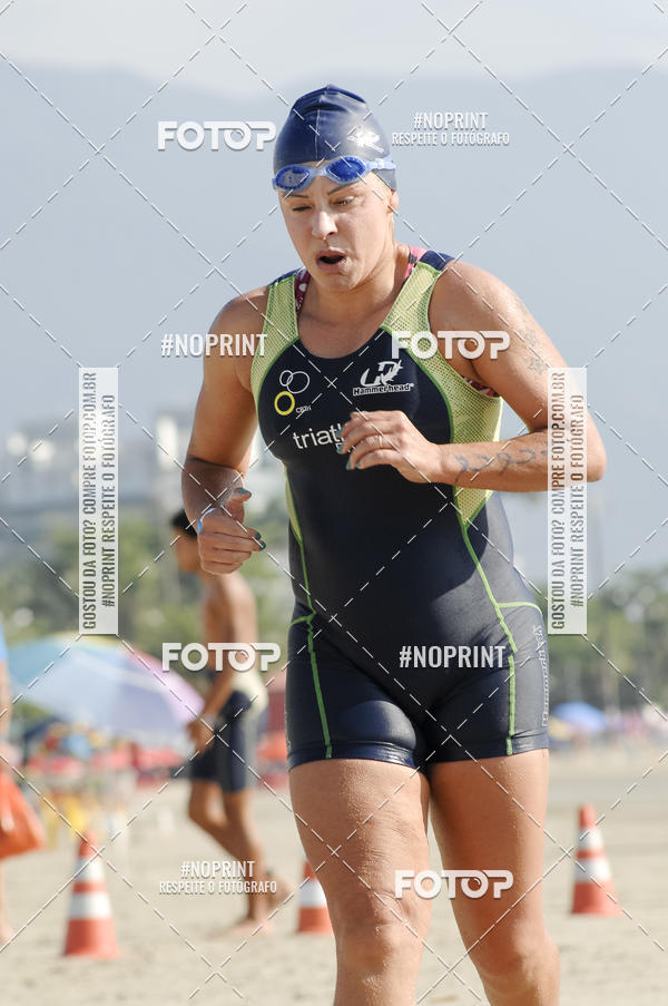 Buy your photos of the eventBLUE SERIES TRIATHLON BERTIOGA 2019 on Fotop
