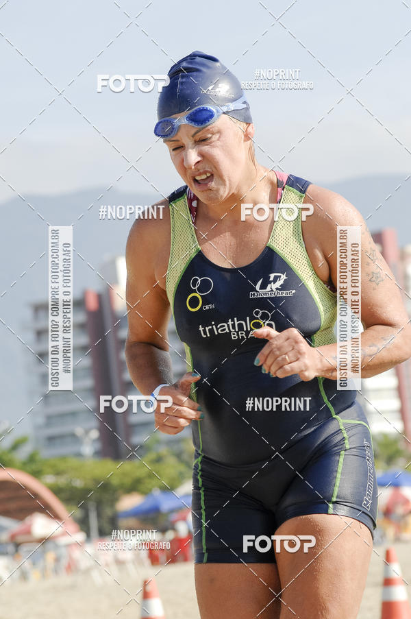 Buy your photos of the eventBLUE SERIES TRIATHLON BERTIOGA 2019 on Fotop