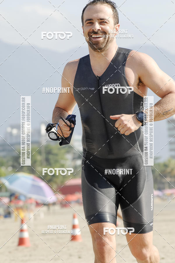 Buy your photos of the eventBLUE SERIES TRIATHLON BERTIOGA 2019 on Fotop